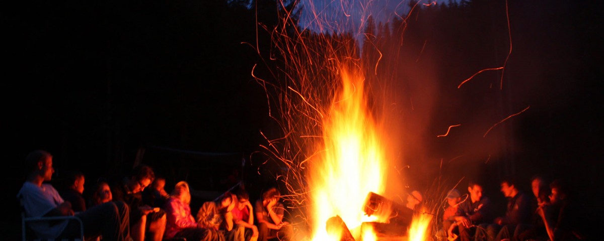 feu de camp camping